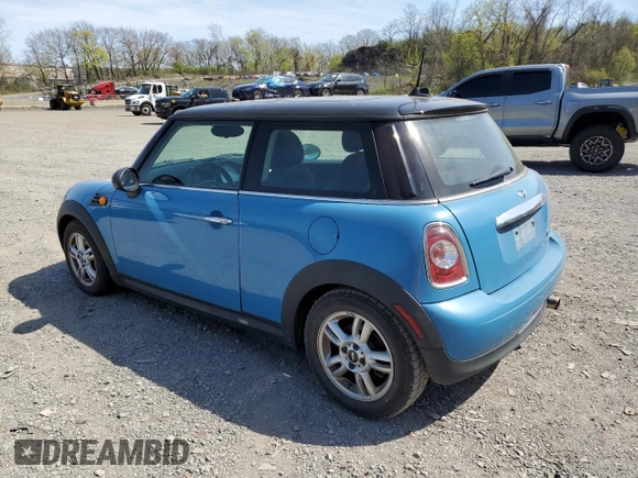 2013 MINI Hardtop with VIN WMWSU3C50DT682885, listed as a Copart auction lot 54238515 with 115,712 mi miles and Salvage Title. Bid and sale history available at DreamBid. Image 2.