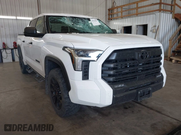 2022 Toyota Tundra SR5 с VIN 5TFLA5DBXNX029202, выставлен на аукционе IAAI как лот 42152386 с пробегом 61 454 миль миль и . История ставок и продаж доступна на DreamBid. Изображение 1.