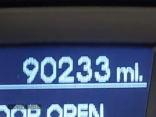 2013 Hyundai Genesis Coupe Premium z VIN KMHHT6KD0DU110084, wystawiony jako IAAI lot #42326661 z przebiegiem 90 233 mil mil oraz . Historia ofert i sprzedaży dostępna na DreamBid. Obrazek 7.
