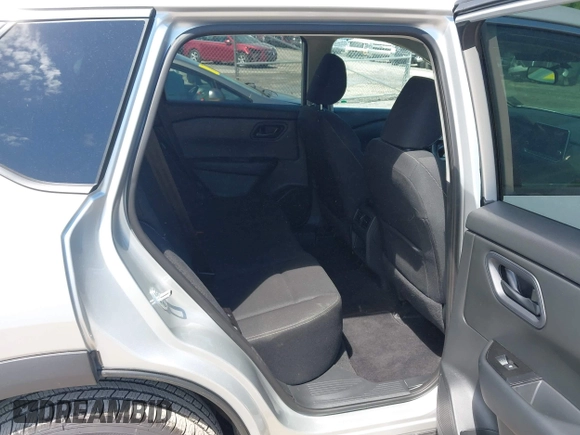 2024 Nissan Rogue S with VIN 5N1BT3AA8RC711137, listed as a IAAI auction lot 42592925 with 32,641 mi miles and . Bid and sale history available at DreamBid. Image 8.