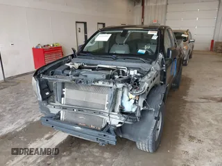 2018 Chevrolet Colorado 2WD Work Truck with VIN 1GCHSBEA8J1325520, listed as a IAAI auction lot 42254591 with 204,884 mi miles and . Bid and sale history available at DreamBid. Image 6.