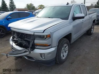 2018 Chevrolet Silverado 1500 LT with VIN 1GCVKREH9JZ362330, listed as a IAAI auction lot 40738418 with 77,814 mi miles. Bid and sale history available at carsss.com. Image 17.