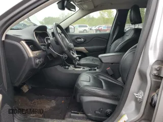 2018 Jeep Cherokee Limited z VIN 1C4PJMDX2JD560459, wystawiony jako Copart lot #55322465 z przebiegiem 71 553 mil mil oraz Szkoda całkowita • Salvage title. Historia ofert i sprzedaży dostępna na DreamBid. Obrazek 7.