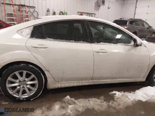 2012 Mazda Mazda6 i Touring with VIN 1YVHZ8DH7C5M22422, listed as a IAAI auction lot 41584750 with 266,236 mi miles. Bid and sale history available at carsss.com. Image 13.