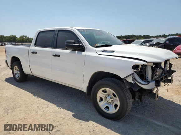 2022 Ram 1500 z VIN 1C6RRENG5NN241263, wystawiony jako Copart lot #67242344 z przebiegiem 83 443 mil mil oraz Szkoda całkowita • Salvage title. Historia ofert i sprzedaży dostępna na DreamBid. Obrazek 4.
