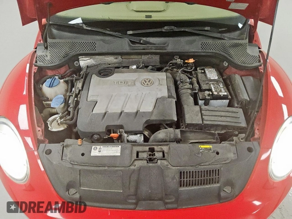 2013 Volkswagen Beetle 2.0L TDI w/Sound/Nav с VIN 3VW6L7AT0DM827922, выставлен на аукционе Copart как лот 59270675 с пробегом 139 246 миль миль и Чистый • Clean title. История ставок и продаж доступна на DreamBid. Изображение 11.