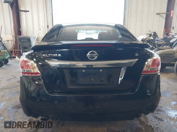 2015 Nissan Altima 2.5 S with VIN 1N4AL3AP2FC212615, listed as a IAAI auction lot 42096892 with 120,468 mi miles. Bid and sale history available at carsss.com. Image 16.