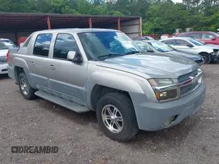 2002 Chevrolet Avalanche with VIN 3GNEC13T82G116769, listed as a IAAI auction lot 42143494 with 1,753,061 mi miles and . Bid and sale history available at DreamBid. Image 1.
