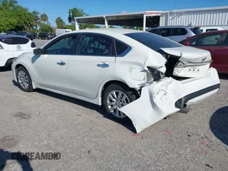 2016 Nissan Altima SR with VIN 1N4AL3AP0GC250104, listed as a IAAI auction lot 41856494 with 91,964 mi miles and . Bid and sale history available at carsss.com. Image 3.