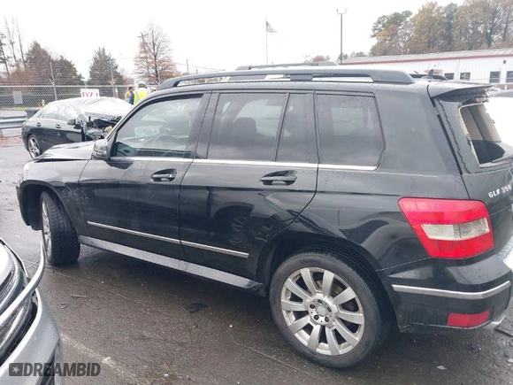 2010 Mercedes-Benz GLK-Class GLK 350 with VIN WDCGG8HB9AF441293, listed as a IAAI auction lot 41063973 with NaN miles. Bid and sale history available at carsss.com. Image 14.