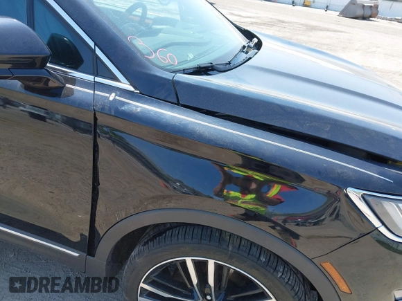 2017 Lincoln MKC Reserve с VIN 5LMTJ3DH8HUL49710, выставлен на аукционе IAAI как лот 42224457 с пробегом 106 392 миль миль и . История ставок и продаж доступна на DreamBid. Изображение 19.