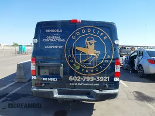 2018 Nissan NV Cargo S z VIN 1N6BF0KM6JN800780, wystawiony jako IAAI lot #42304093 z przebiegiem 113 557 mil mil oraz . Historia ofert i sprzedaży dostępna na DreamBid. Obrazek 16.