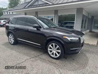 2016 Volvo XC90 T8 Inscription z VIN YV4BC0PL9G1033886, wystawiony jako IAAI lot #42355639 z przebiegiem 114 760 mil mil oraz . Historia ofert i sprzedaży dostępna na DreamBid. Obrazek 1.