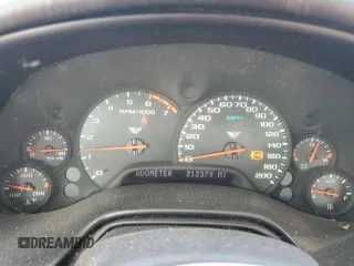 2002 Chevrolet Corvette with VIN 1G1YY22G225103095, listed as a Copart auction lot 87363014 with 212,379 mi miles and Salvage Title. Bid and sale history available at carsss.com. Image 9.