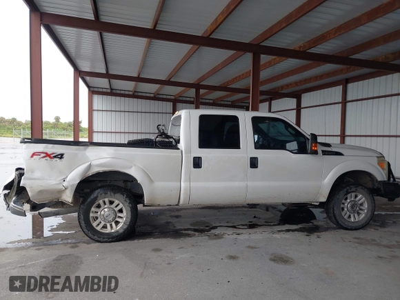 2015 Ford F-250 Lariat with VIN 1FT7W2B62FED25206, listed as a IAAI auction lot 42633364 with 199,283 mi miles and . Bid and sale history available at DreamBid. Image 13.