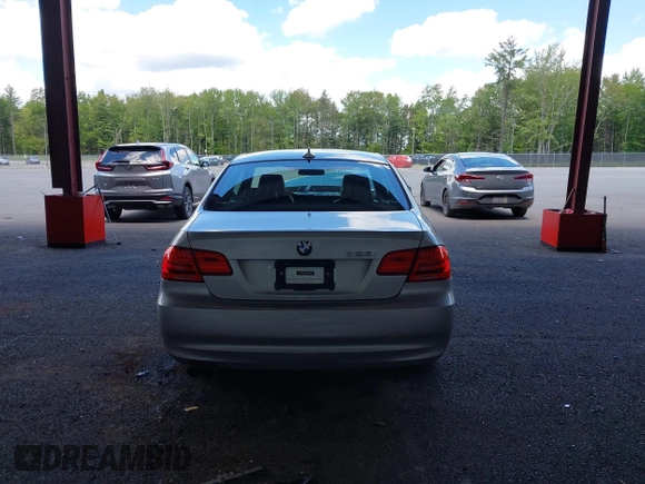 2013 BMW 3 Series 328i xDrive с VIN WBAKF3C52DJ385669, выставлен на аукционе IAAI как лот 42378813 с пробегом 113 897 миль миль и . История ставок и продаж доступна на DreamBid. Изображение 15.