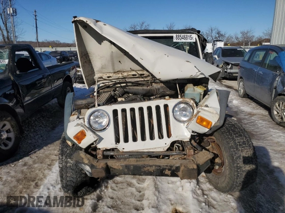 1998 Jeep Wrangler SE with VIN 1J4FY29P0WP707480, listed as a Copart auction lot 88546815 with 0 mi miles and Salvage Title. Bid and sale history available at carsss.com. Image 5.