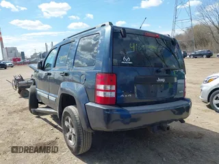 2008 Jeep Liberty Sport with VIN 1J8GN28K08W131786, listed as a IAAI auction lot 41891499 with 192,530 mi miles. Bid and sale history available at carsss.com. Image 3.
