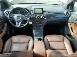 2014 Mercedes-Benz B Electric Drive with VIN WDDVP9AB7EJ003877, listed as a Copart auction lot 76323234 with 68,073 mi miles and Clean Title. Bid and sale history available at carsss.com. Image 8.