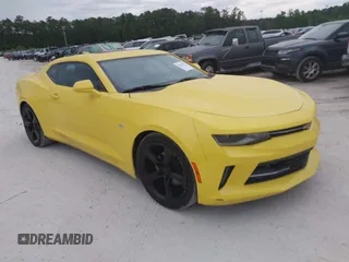 2016 Chevrolet Camaro 2LT z VIN 1G1FD1RSXG0159524, wystawiony jako IAAI lot #42229926 z przebiegiem 127 935 mil mil oraz . Historia ofert i sprzedaży dostępna na DreamBid. Obrazek 1.