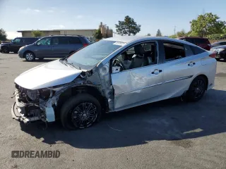 2017 Toyota Prius Plus z VIN JTDKARFP6H3021217, wystawiony jako Copart lot #58528325 z przebiegiem 161 477 mil mil oraz Szkoda całkowita • Salvage title. Historia ofert i sprzedaży dostępna na DreamBid. Obrazek 1.