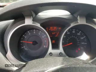 2012 Nissan Juke SL z VIN JN8AF5MV2CT116362, wystawiony jako Copart lot #57714665 z przebiegiem 80 185 mil mil oraz Szkody całkowita. Historia ofert i sprzedaży dostępna na DreamBid. Obrazek 9.