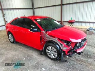2014 Chevrolet Cruze LS z VIN 1G1PA5SH0E7329591, wystawiony jako IAAI lot #41865309 z przebiegiem 177 180 mil mil oraz . Historia ofert i sprzedaży dostępna na DreamBid. Obrazek 1.
