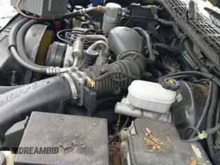 1998 Chevrolet Blazer LS z VIN 1GNDT13W3W2192985, wystawiony jako IAAI lot #42642518 z przebiegiem 139 608 mil mil oraz . Historia ofert i sprzedaży dostępna na DreamBid. Obrazek 12.