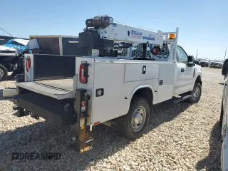 2022 Ford F-350 with VIN 1FDRF3F64NEG15319, listed as a Copart auction lot 47649355 with Not provided miles and Salvage title. Bid and sale history available at DreamBid. Image 3.