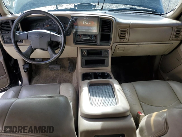 2003 Chevrolet Suburban LS with VIN 3GNEC16T03G150153, listed as a Copart auction lot 46333895 with 189,664 mi miles and Salvage Title. Bid and sale history available at carsss.com. Image 8.