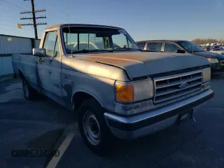 1989 Ford F-250 with VIN 1FTEF25Y3KPB14874, listed as a Copart auction lot 88932095 with 26,920 mi miles and Clean Title. Bid and sale history available at carsss.com. Image 4.