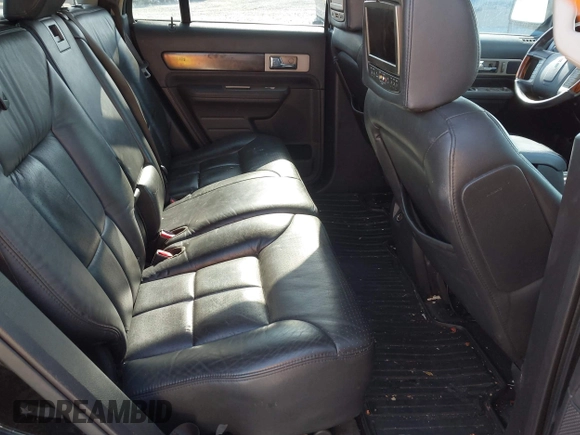 2007 Lincoln MKX with VIN 2LMDU88CX7BJ13238, listed as a IAAI auction lot 42066791 with 223,064 mi miles. Bid and sale history available at carsss.com. Image 8.