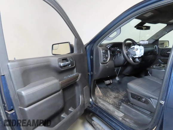 2021 Chevrolet Silverado 1500 LT with VIN 3GCUYDED2MG190396, listed as a Copart auction lot 48331035 with 101,417 mi miles and Clean Title. Bid and sale history available at carsss.com. Image 9.