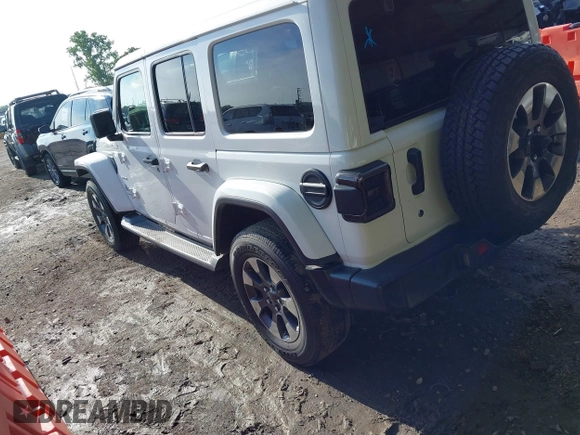 2018 Jeep Wrangler Unlimited Sahara z VIN 1C4HJXEG0JW321355, wystawiony jako IAAI lot #42343112 z przebiegiem 102 457 mil mil oraz . Historia ofert i sprzedaży dostępna na DreamBid. Obrazek 3.