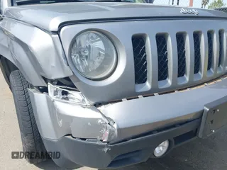 2017 Jeep Patriot Latitude with VIN 1C4NJPFBXHD182248, listed as a IAAI auction lot 41981701 with 82,466 mi miles and . Bid and sale history available at DreamBid. Image 18.