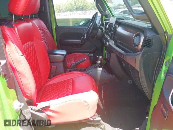 2018 Jeep Wrangler Sport with VIN 1C4GJXAG1JW271695, listed as a IAAI auction lot 42472603 with 105,460 mi miles and . Bid and sale history available at DreamBid. Image 5.