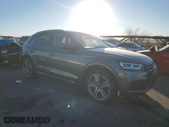 2020 Audi Q5 Premium Plus with VIN WA1BNAFY5L2024035, listed as a Copart auction lot 42304105 with 43,564 mi miles and Salvage Title. Bid and sale history available at carsss.com. Image 4.