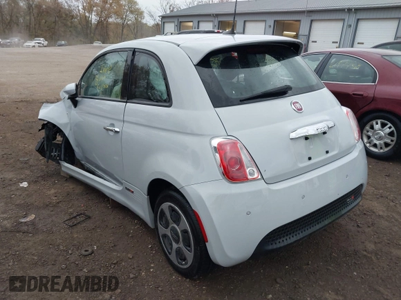 2017 FIAT 500e with VIN 3C3CFFGE1HT550018, listed as a IAAI auction lot 40730795 with 1 mi miles. Bid and sale history available at carsss.com. Image 3.