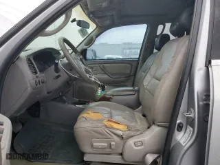 2001 Toyota Sequoia SR5 with VIN 5TDZT34A01S024249, listed as a Copart auction lot 42493465 with 174,587 mi miles and Salvage Title. Bid and sale history available at carsss.com. Image 7.
