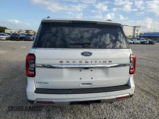 2022 Ford Expedition Limited with VIN 1FMJU1KT6NEA65222, listed as a Copart auction lot 45297205 with 38,423 mi miles and Clean Title. Bid and sale history available at carsss.com. Image 6.