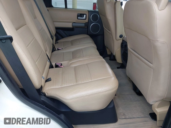 2006 Land Rover LR3 SE with VIN SALAD25416A369381, listed as a IAAI auction lot 41807834 with 229,910 mi miles. Bid and sale history available at carsss.com. Image 8.