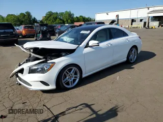 2018 Mercedes-Benz CLA 250 z VIN WDDSJ4GB9JN687977, wystawiony jako Copart lot #58742085 z przebiegiem 37 809 mil mil oraz Szkoda całkowita • Salvage title. Historia ofert i sprzedaży dostępna na DreamBid. Obrazek 1.