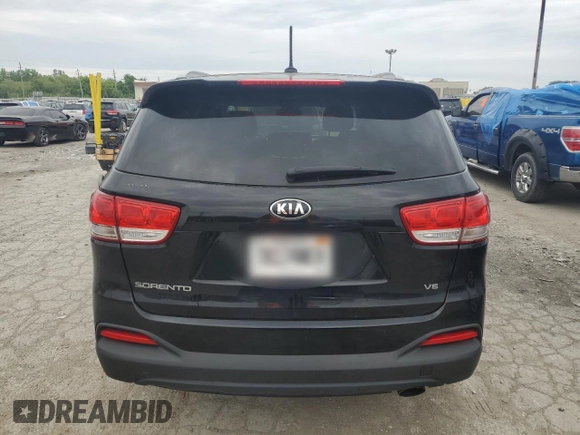 2016 Kia Sorento LX z VIN 5XYPGDA58GG178142, wystawiony jako Copart lot #58348045 z przebiegiem 126 497 mil mil oraz Czysty tytuł • Clean title. Historia ofert i sprzedaży dostępna na DreamBid. Obrazek 6.