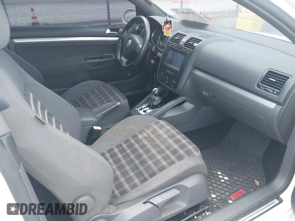 2007 Volkswagen GTI z VIN WVWFV71K17W016395, wystawiony jako IAAI lot #42460617 z przebiegiem 130 151 mil mil oraz . Historia ofert i sprzedaży dostępna na DreamBid. Obrazek 5.