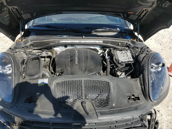2021 Porsche Macan with VIN WP1AA2A5XMLB16400, listed as a Copart auction lot 45990755 with 0 mi miles and Salvage Title. Bid and sale history available at carsss.com. Image 12.