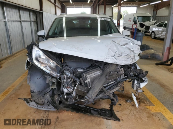 2018 Volkswagen Tiguan SEL with VIN 3VV3B7AX5JM114958, listed as a Copart auction lot 51673965 with 85,686 mi miles and Salvage title. Bid and sale history available at DreamBid. Image 5.