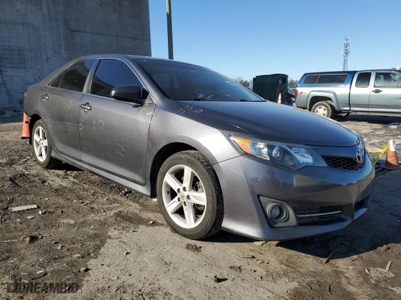 2013 Toyota Camry L with VIN 4T1BF1FK7DU212622, listed as a Copart auction lot 44947175 with 184,517 mi miles and Clean Title. Bid and sale history available at carsss.com. Image 4.