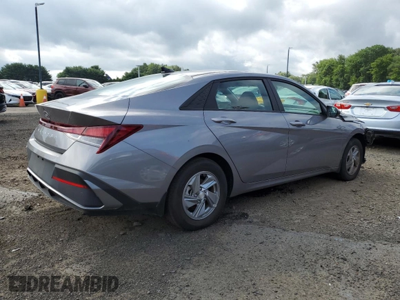 2024 Hyundai Elantra SE с VIN KMHLL4DG9RU741543, выставлен на аукционе Copart как лот 62686485 с пробегом 5 715 миль миль и Чистый • Clean title. История ставок и продаж доступна на DreamBid. Изображение 3.