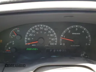 2001 Ford F-150 XLT с VIN 1FTRW07L01KA04562, выставлен на аукционе Copart как лот 52741935 с пробегом 288 598 миль миль и Списание • Salvage title. История ставок и продаж доступна на DreamBid. Изображение 9.