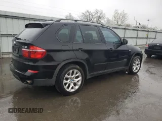 2011 BMW X5 35i with VIN 5UXZV4C50BL402804, listed as a Copart auction lot 51707735 with 118,209 mi miles and Clean Title. Bid and sale history available at carsss.com. Image 3.